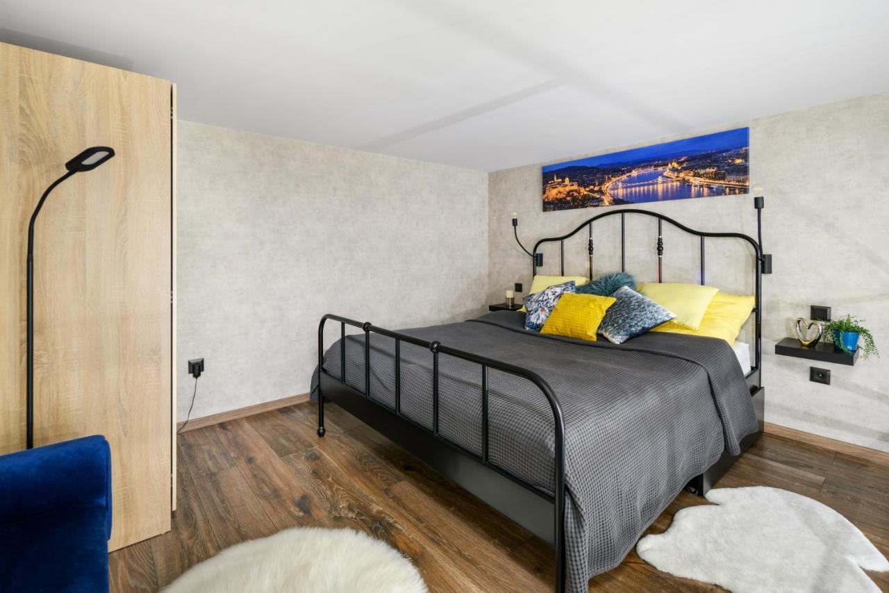 Luxury Apartment In The City Center With Parking Budapeşte Dış mekan fotoğraf